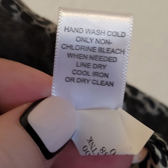 Banana Republic Silk Sheer Tank Blouse Size XS - Picture 9 of 9